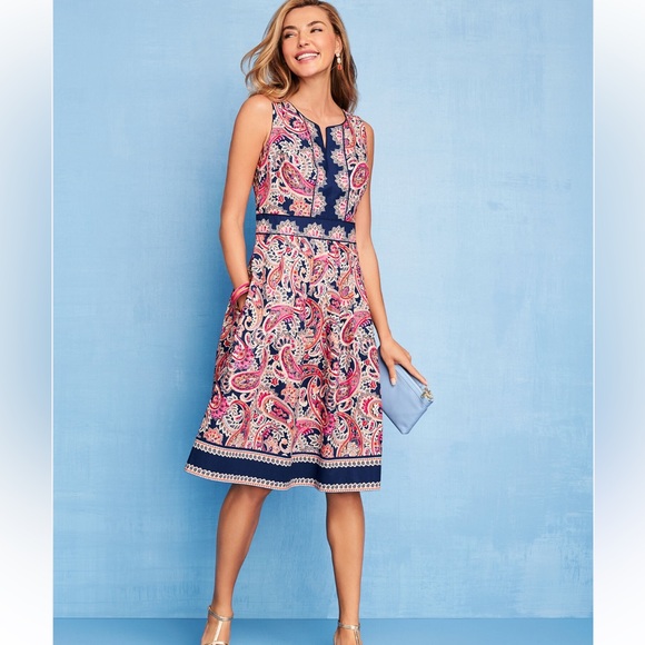 Talbots PAISLEY FIT & FLARE DRESS Sz 6P Petite Blue Pink Classic Retro Pleated - Picture 1 of 13